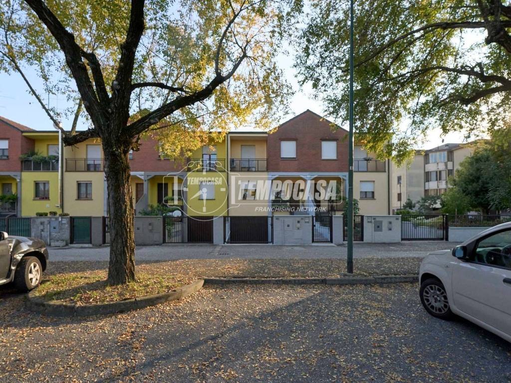 Villetta a schiera a Cremona in Via Bissolina, San Felice - Foto 3