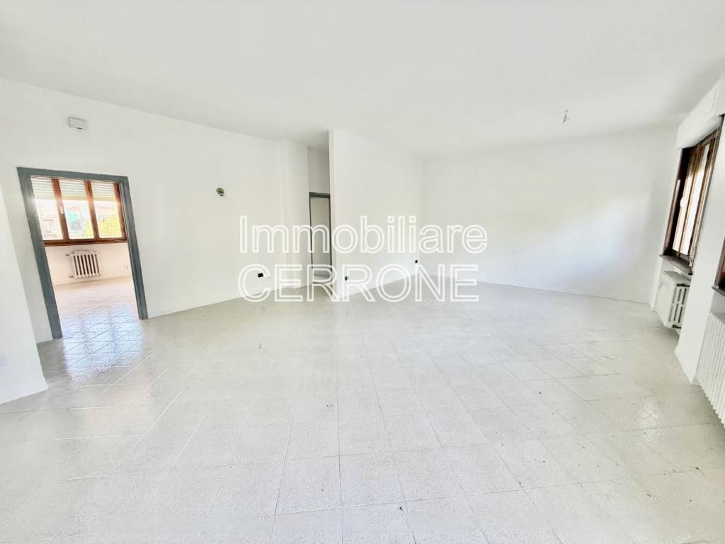 Appartamento a Cecina in Via Giuseppe Verdi - Foto 3