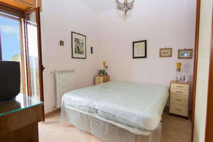 Casa indipendente a Sant'angelo a cupolo in Via della Valle - Foto 5