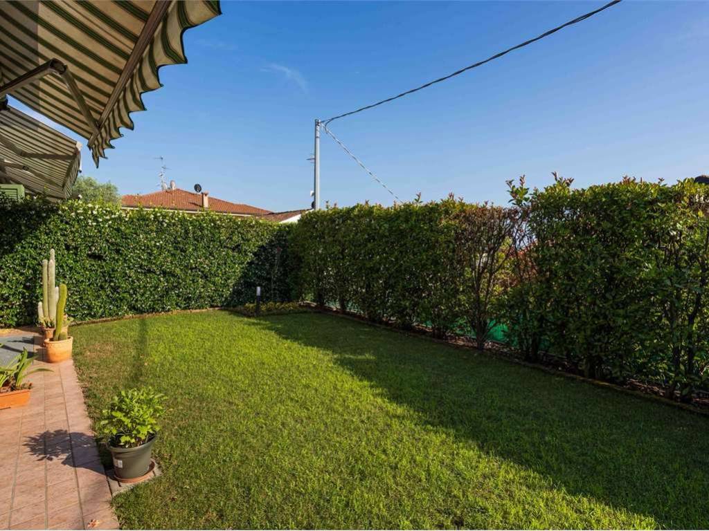 Villa a San fermo della battaglia in Via Carnini - Foto 3