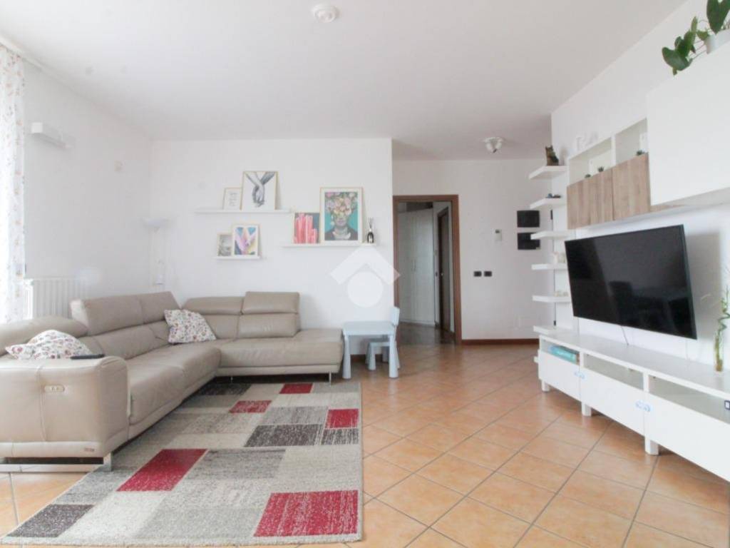 Appartamento a Lodi in Frazione Riolo, 42 - Foto 3