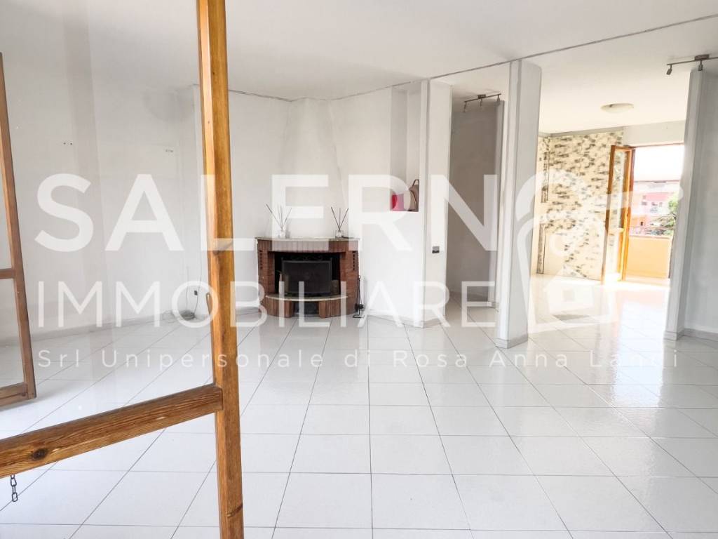 Appartamento a Salerno in Via Quintino di Vona, 13 - Foto 3