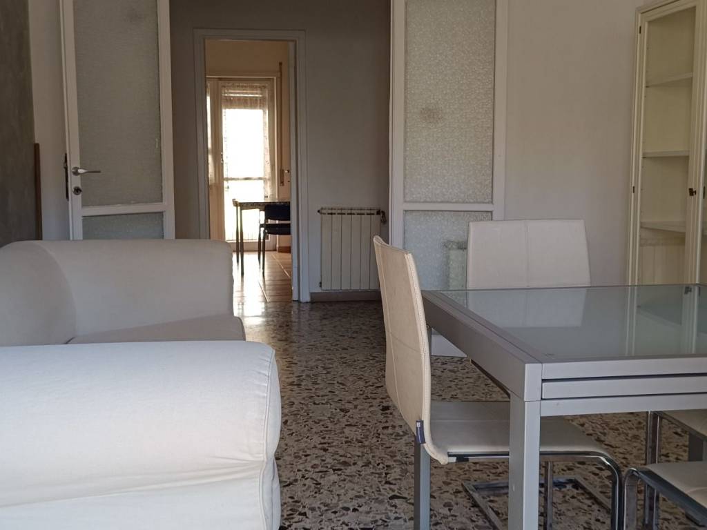 Appartamento a Terracina in Via Francesco Petrarca - Foto 3