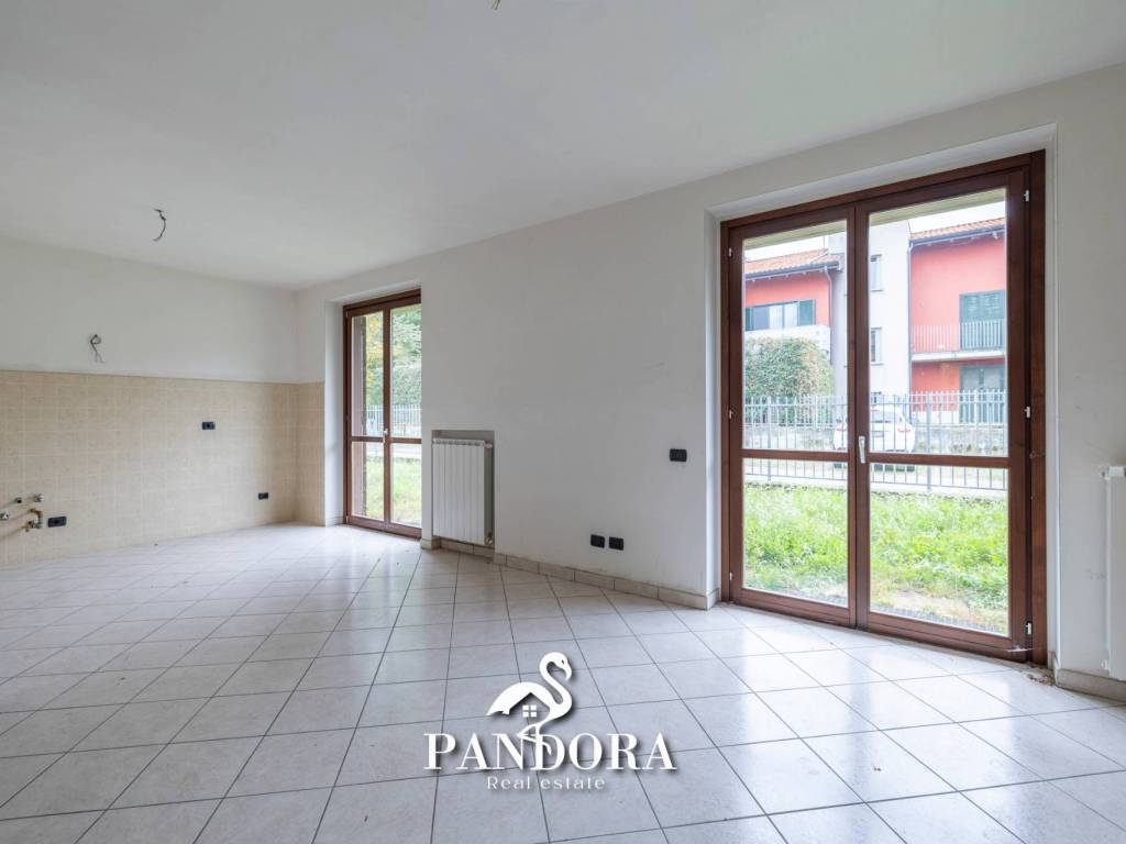 Appartamento a Brebbia in Via Rebuschini, 7 - Foto 4