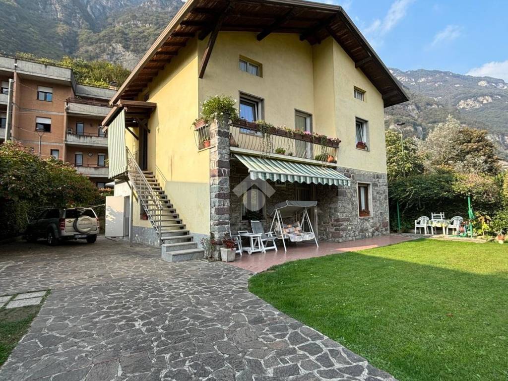 Appartamento a Darfo boario terme in Via Trento, 63 - Foto 2