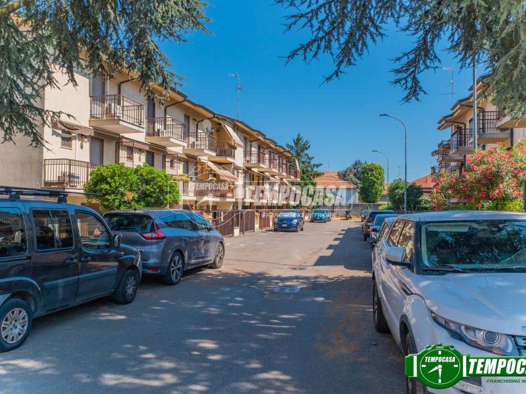 Villetta a schiera a Bareggio in Via Cesare Battisti 29 - Foto 3