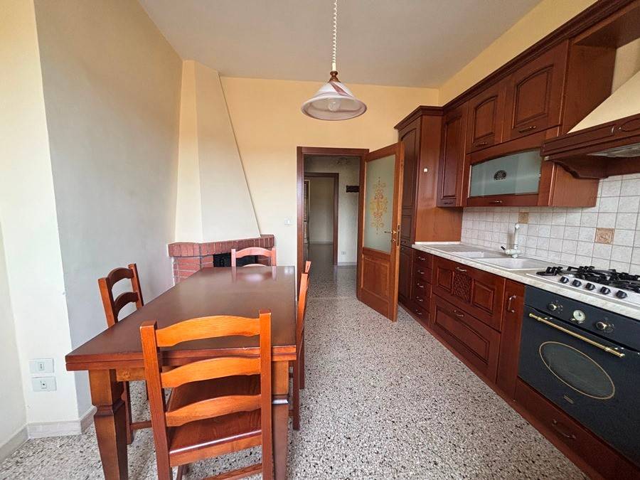 Appartamento a Chiusi in Via Giuseppe Mazzini - Foto 2