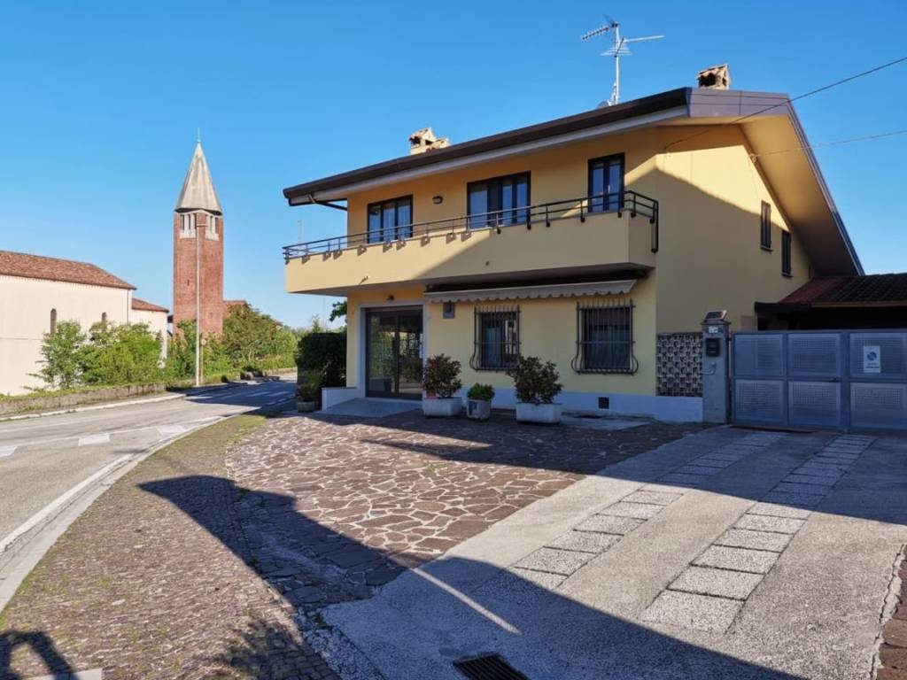 Villa a Udine in Via Cormor Alto, 127 - Foto 2