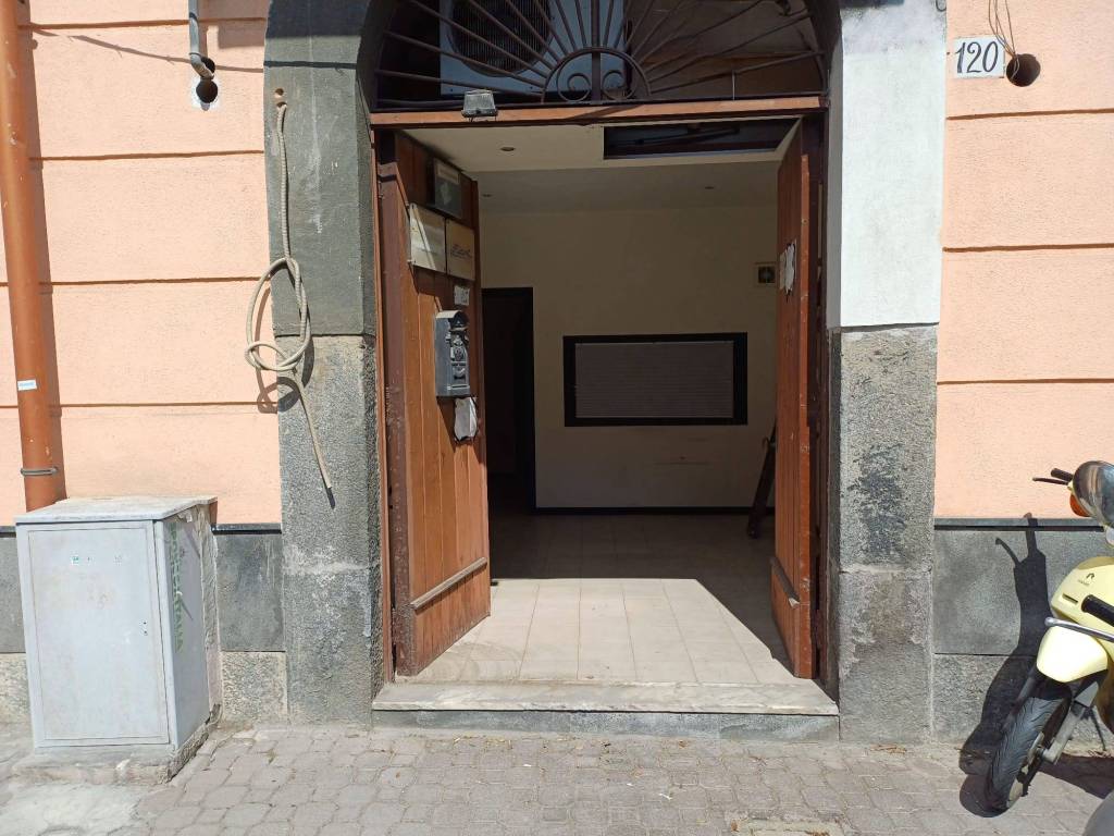 Immobile a Salerno in Via Porto - Foto 2