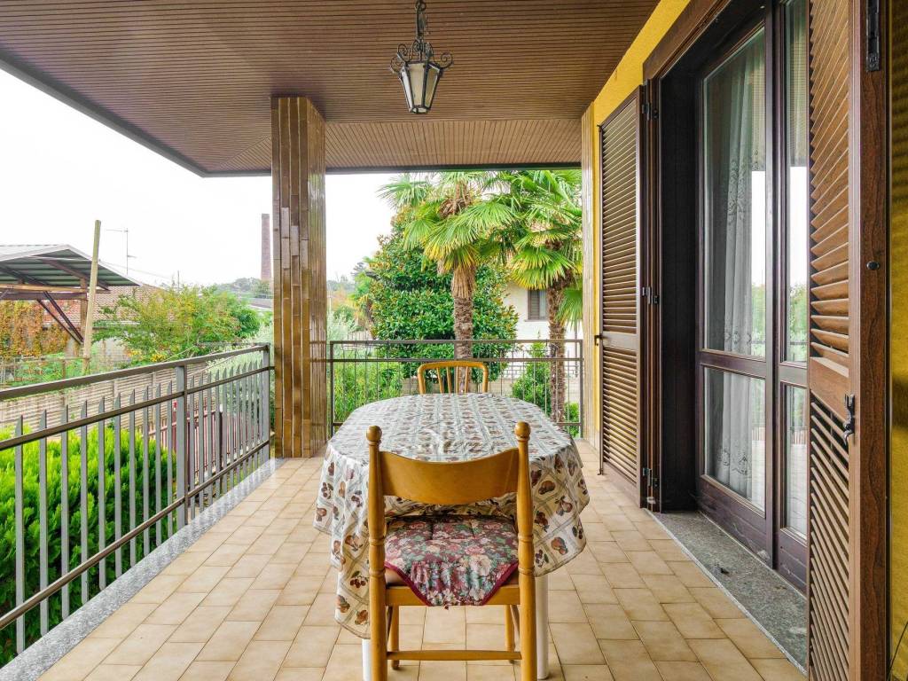 Villa a Lonate pozzolo in Via Arno, 8 - Foto 5