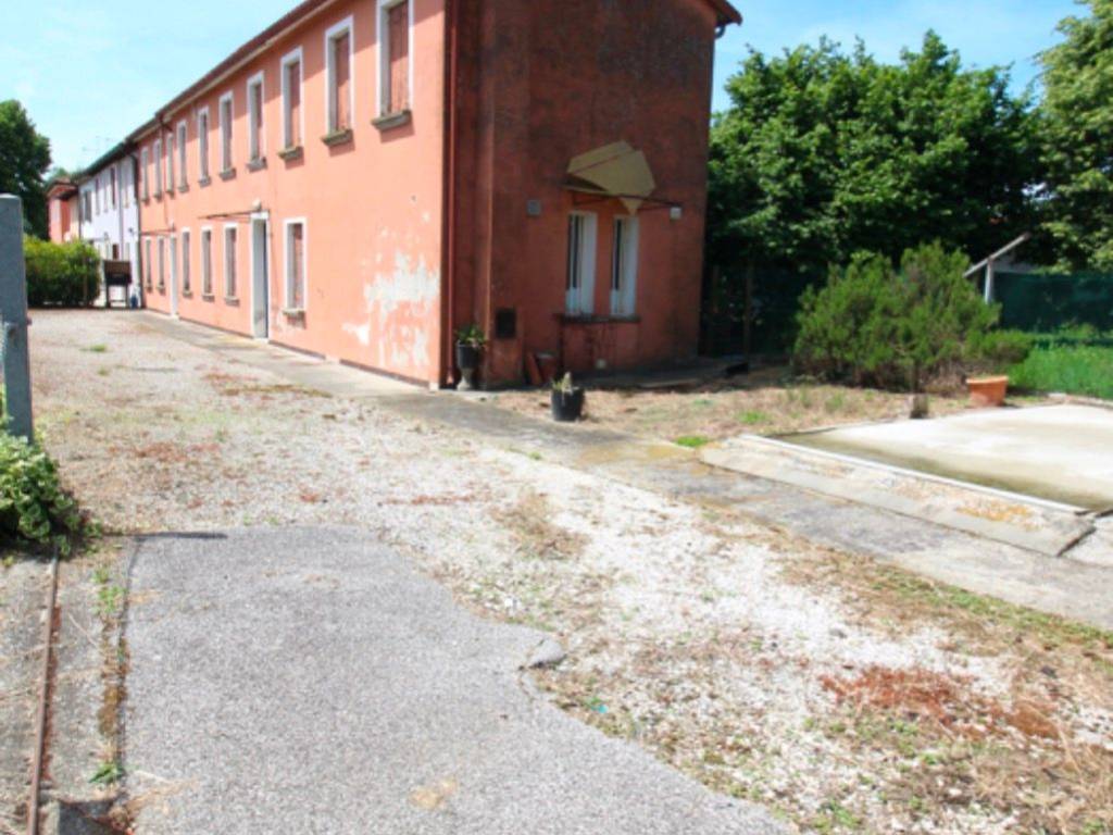 Villetta a schiera a Mirano in Via Oreste Licori - Foto 2