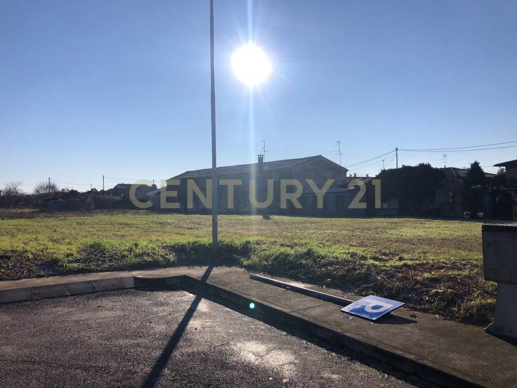 Terreno a San pietro di morubio in Via Angiaresca - Foto 3