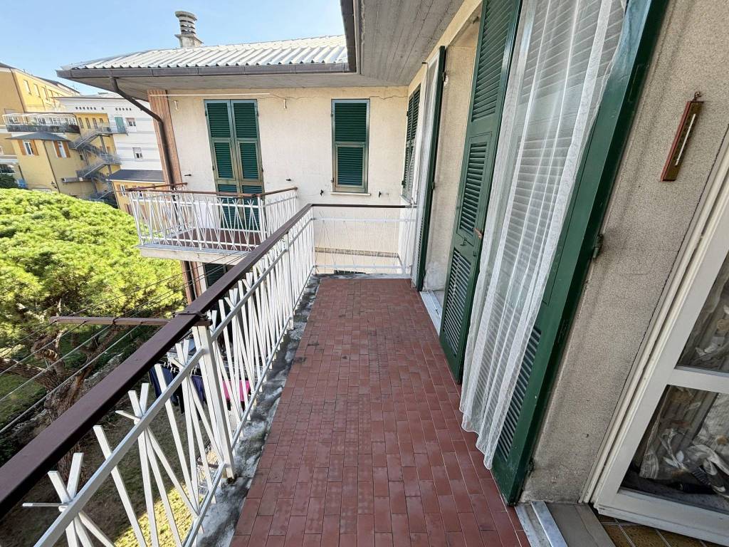 Appartamento a Chiavari in Salita Alessio Levaggi, 3 - Foto 2