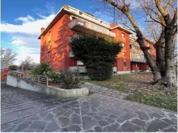 Appartamento a Mirandola in Via Circonvallazione - Foto 3