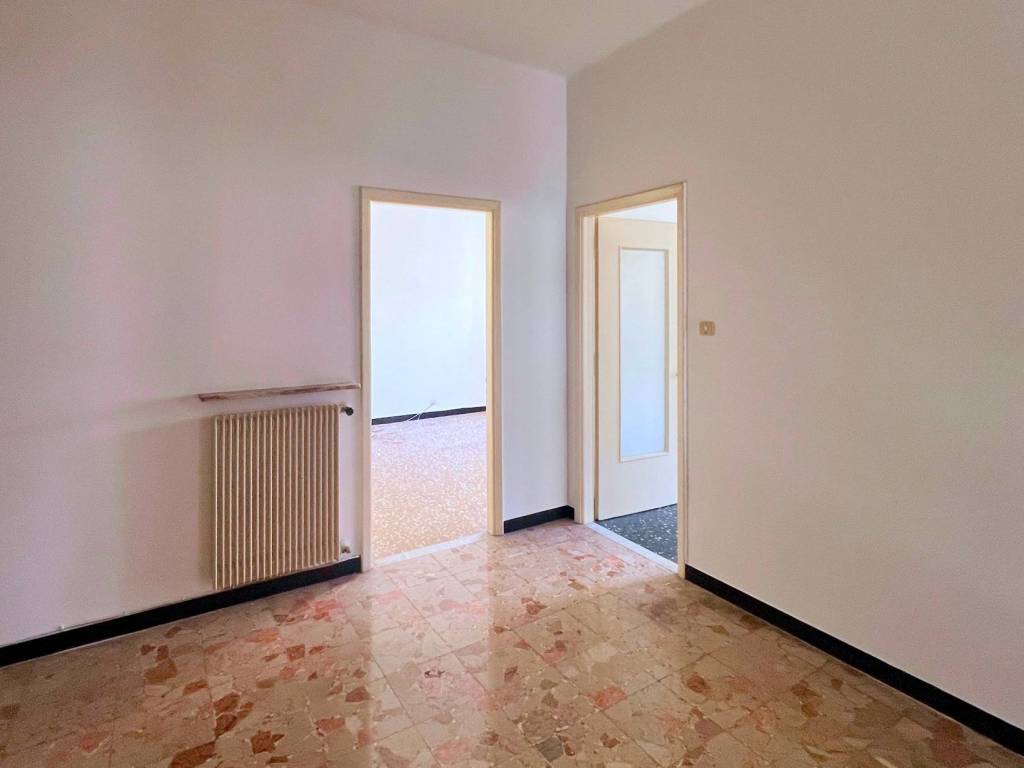 Appartamento a Varazze in Via Recagno - Foto 4
