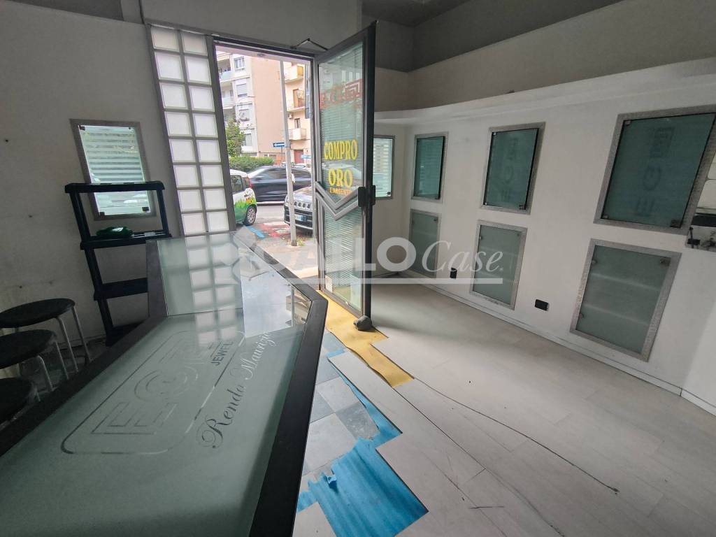 Immobile a Cosenza in Viale della Repubblica - Foto 3
