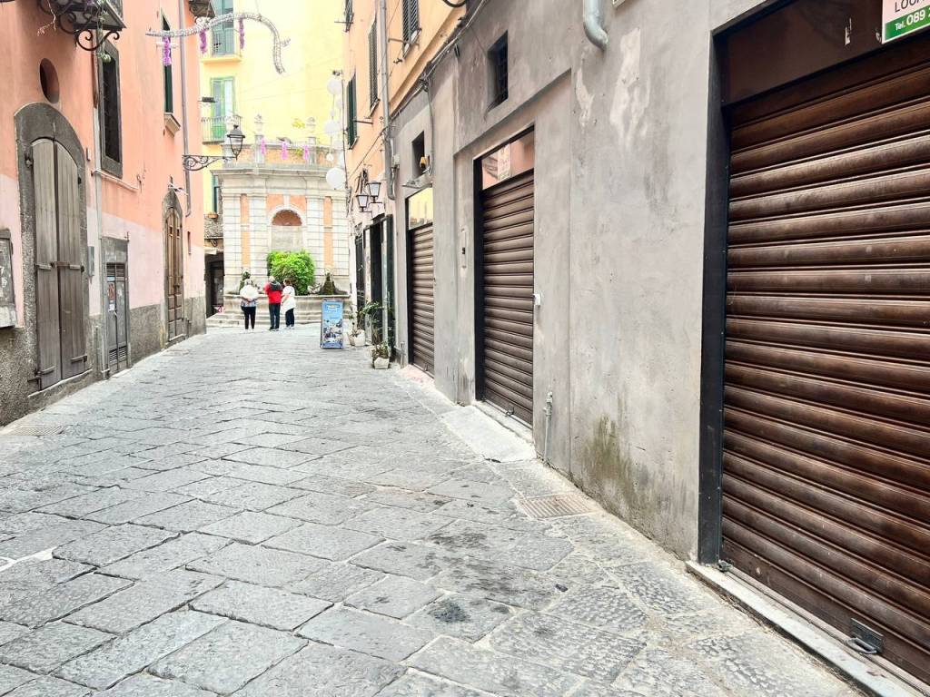 Box / garage a Salerno in Via Dogana Vecchia - Foto 4