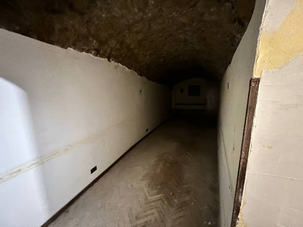 Box / garage a Salerno in Via Dogana Vecchia - Foto 5