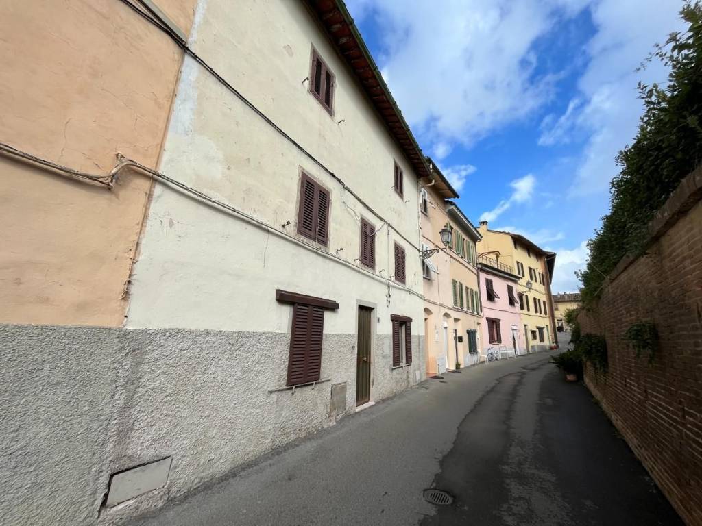 Appartamento a Pontedera in Via Giacomo Matteotti, , 9 - Foto 2