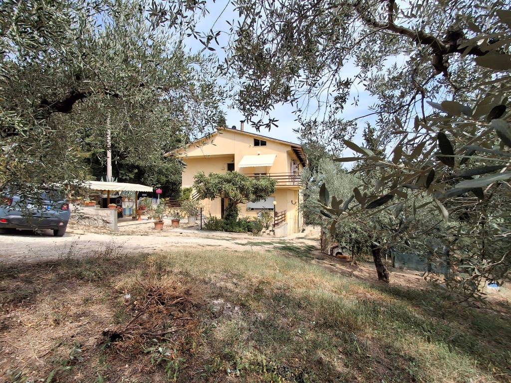 Appartamento a Bevagna in Via dei Cappuccini, 3 - Foto 2