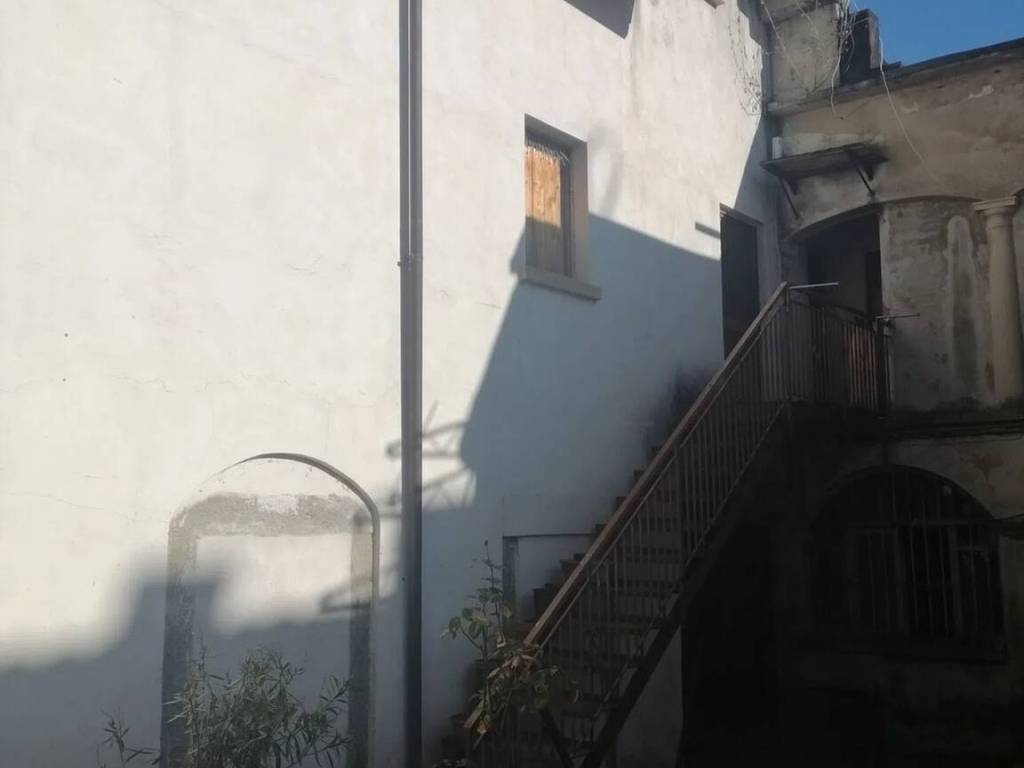 Villa a Arcisate in Via Martinelli Foscarini - Foto 3