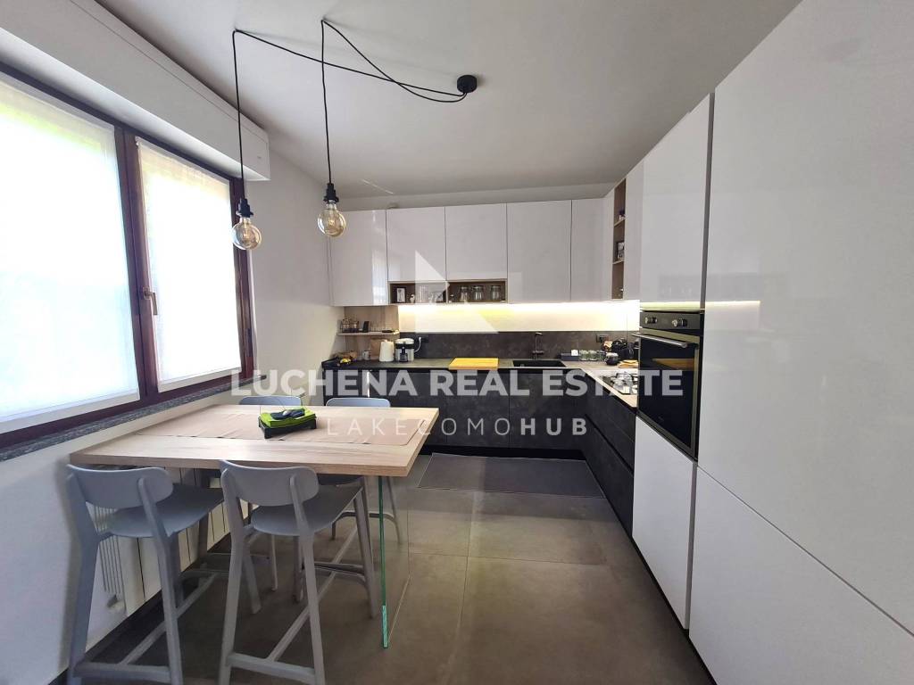 Appartamento a Como in Via Massimo Bontempelli, 22 - Foto 5