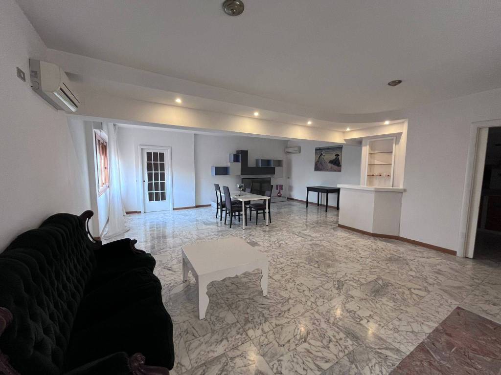 Appartamento a Benevento in Via Tommaso Bucciano - Foto 3