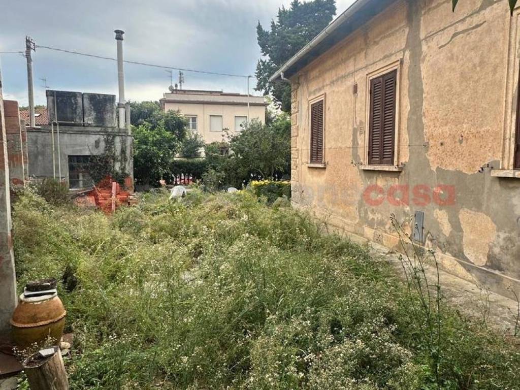 Villa a Livorno in Via Costanza - Foto 5