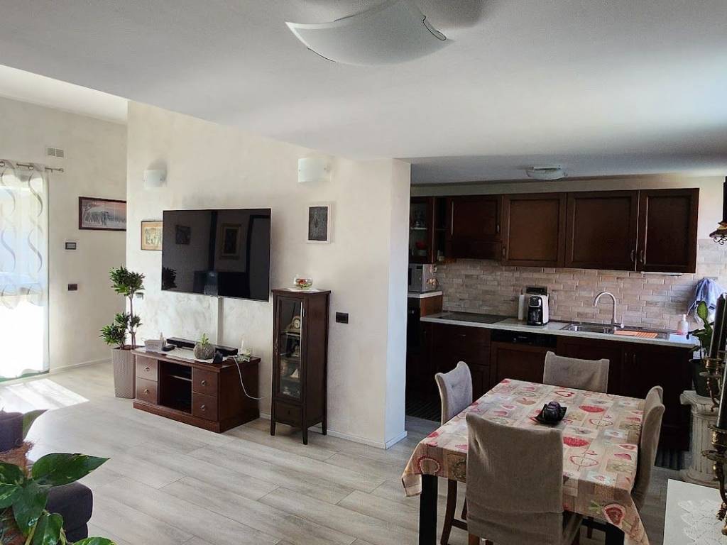 Villa a Fagnano olona in Via Galileo Galilei - Foto 4