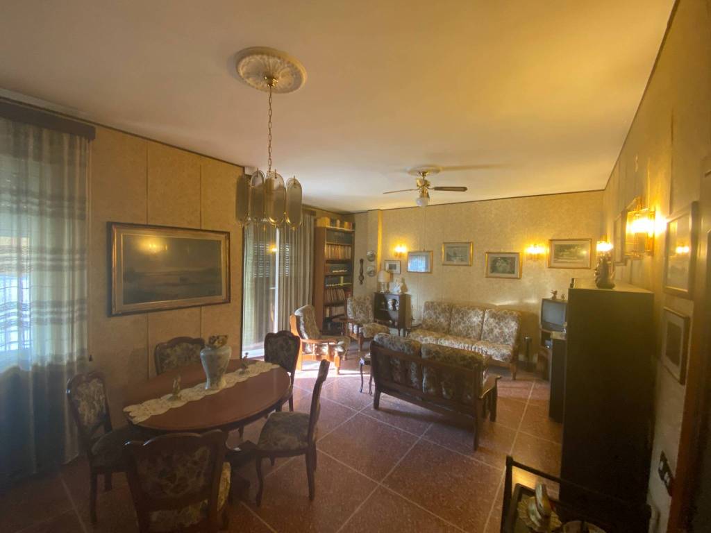 Appartamento a Livorno in Via Paolo Vannucci, 21 - Foto 2