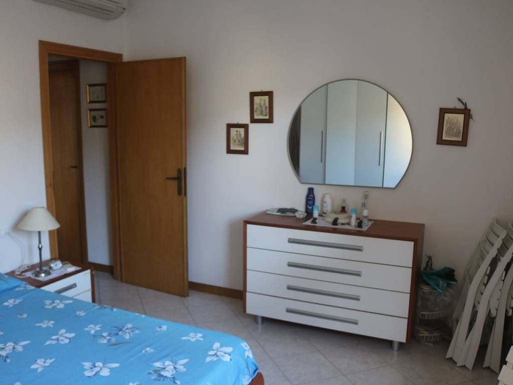 Appartamento a Cecina in Via Vittorio Bottego - Foto 4