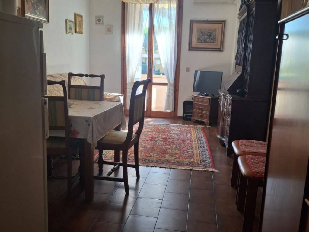 Appartamento a Cecina in Via Francesco Ferrucci - Foto 5