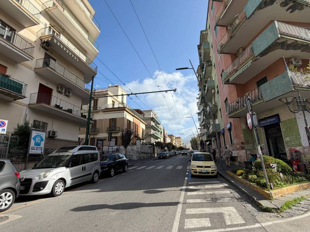Appartamento a Portici in Via Armando Diaz - Foto 3