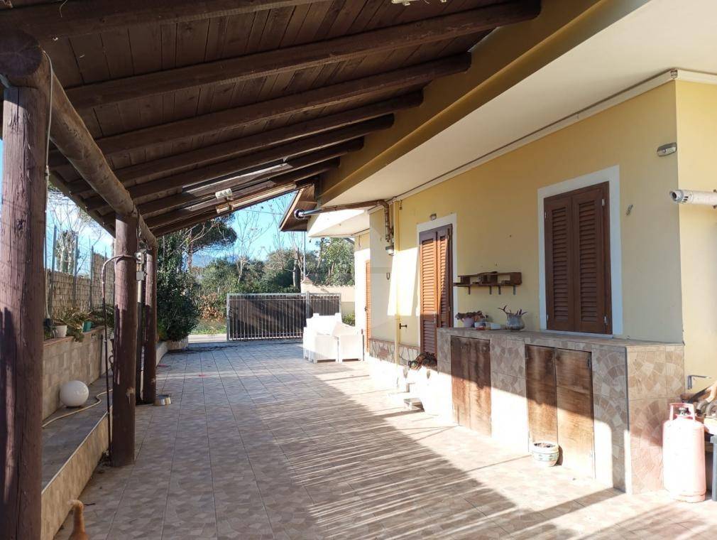 Villa a Minturno in Via Monte d'Argento, 42 - Foto 3