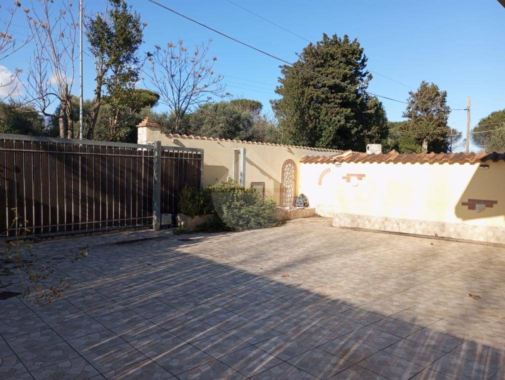 Villa a Minturno in Via Monte d'Argento, 42 - Foto 4