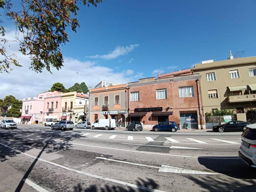 Appartamento a Cagliari in Viale Armando Diaz, 70 - Foto 2