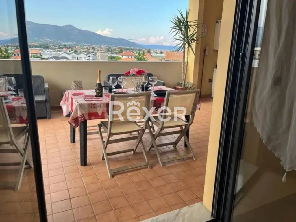 Appartamento a Albenga in Viale Martiri della foce - Foto 2