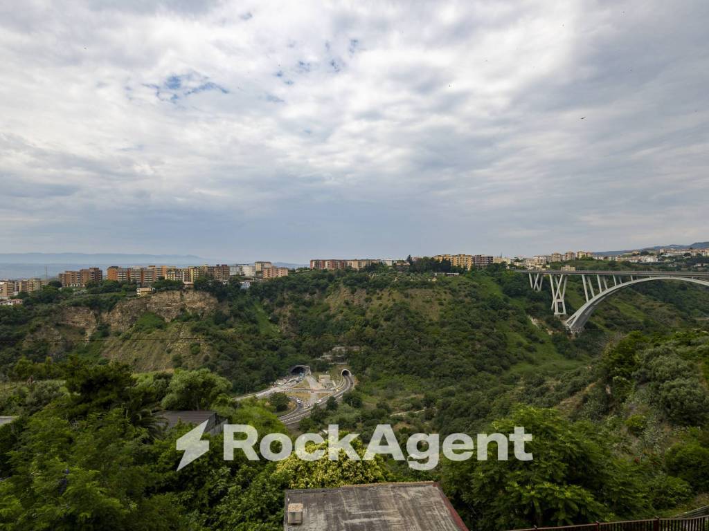 Appartamento a Catanzaro in Via Carlo V - Foto 3