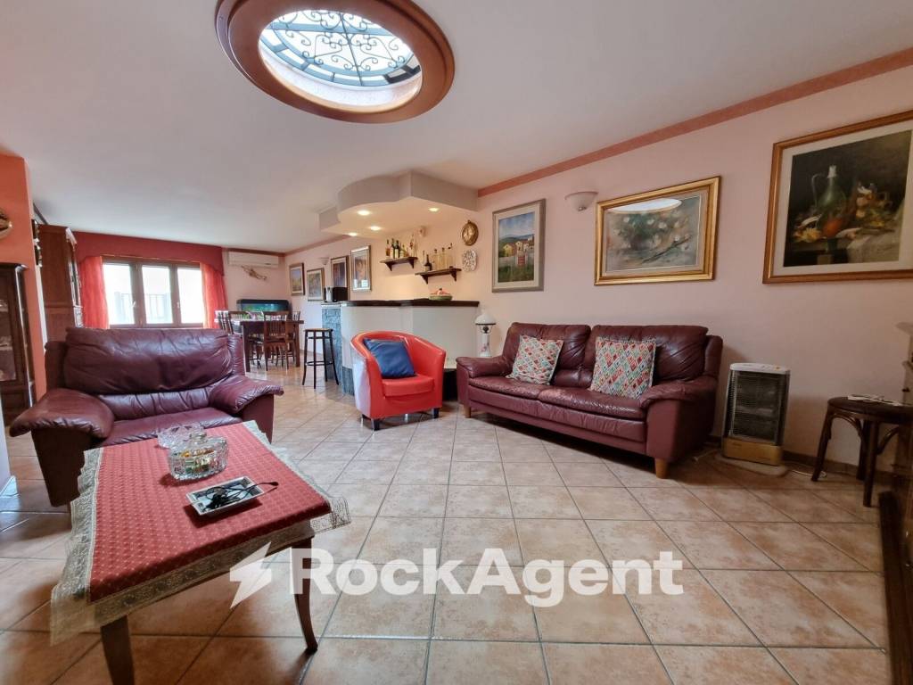 Villa a Catanzaro in Via Guido Parentela, 13 - Foto 3