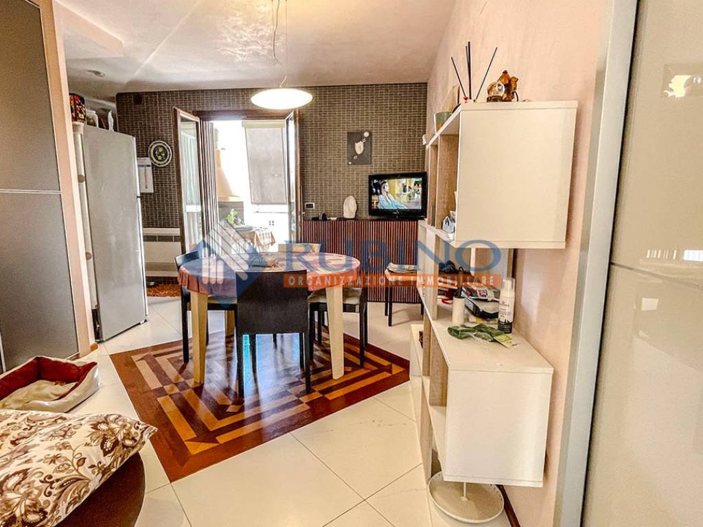 Appartamento a Bitonto in Via Michele Santoro, 53 - Foto 5