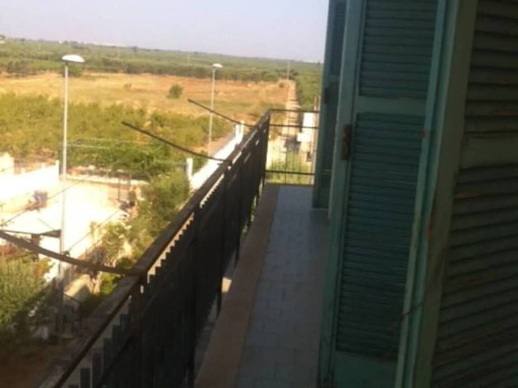 Appartamento a Bitonto in Via Teobaldo Sorgente, Palombaio, Ba - Foto 3