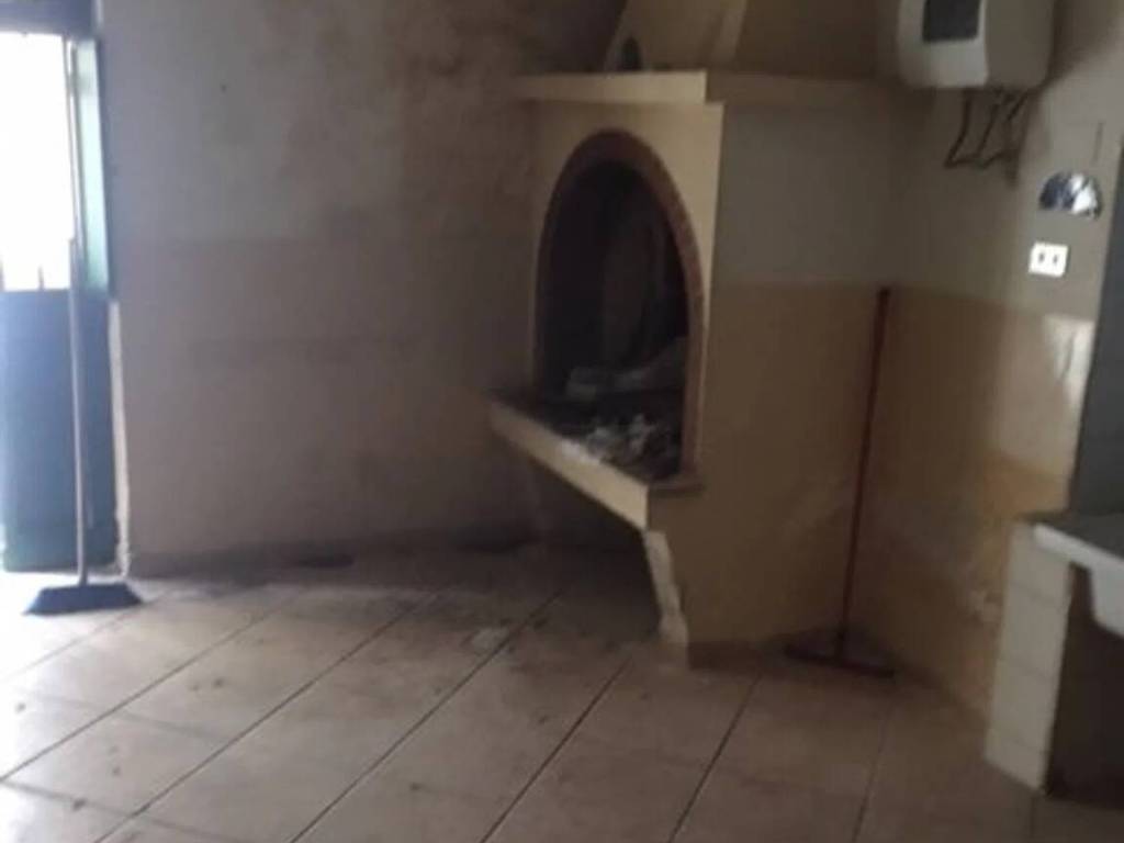 Appartamento a Sannicandro di bari in Via Rocco Virgilio - Foto 4