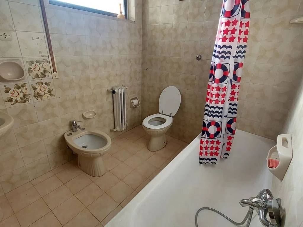 Appartamento a Bari in Via Novara - Foto 2