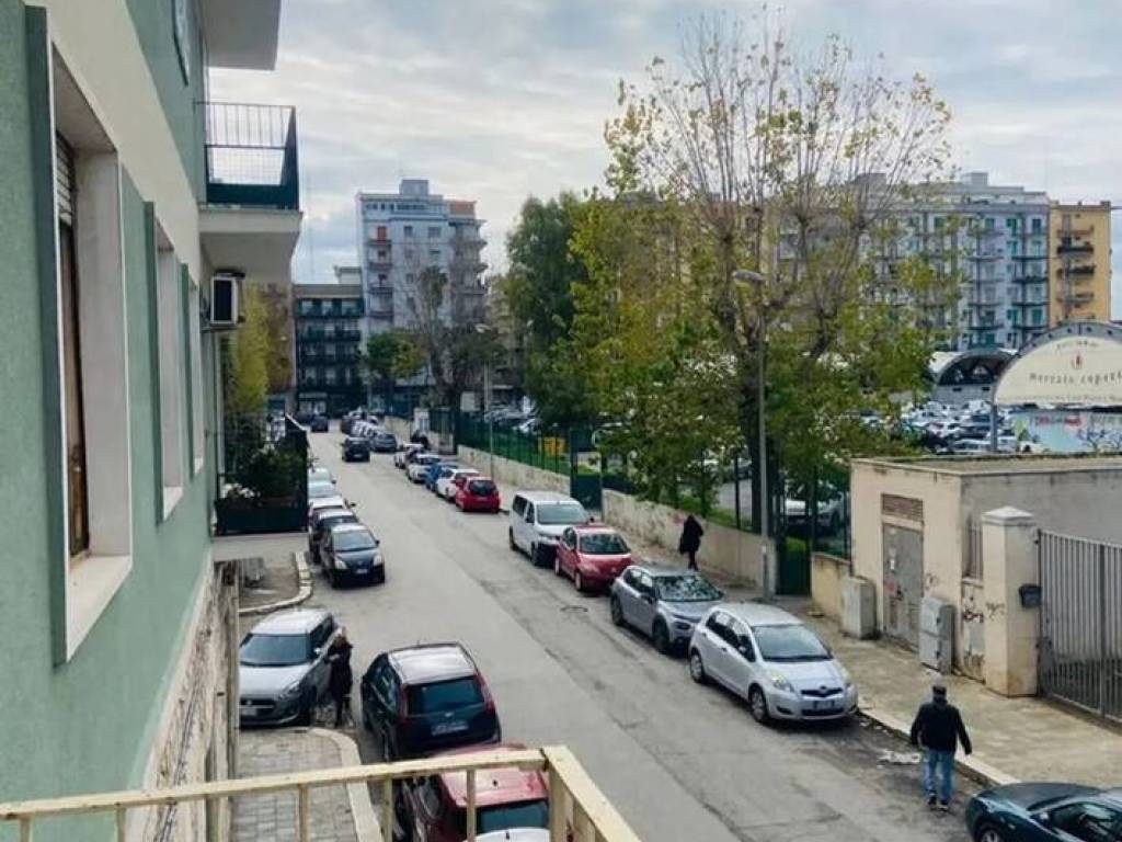 Appartamento a Bari in Via Anita Garibaldi - Foto 4