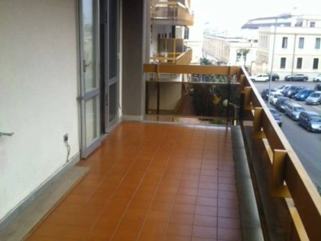 Appartamento a Bari in Via Eroi Di Dogali - Foto 3