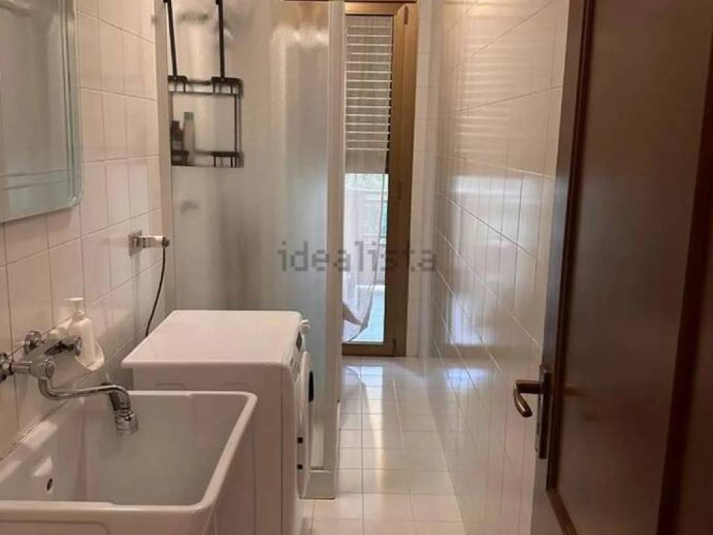 Appartamento a Bari in Via Carlo Alberto Dalla Chiesa - Foto 3