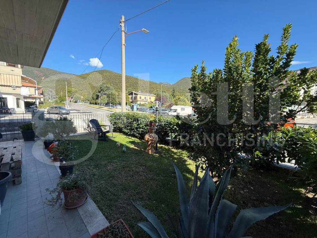Appartamento a Rieti in via lisciano, 12 - Foto 4