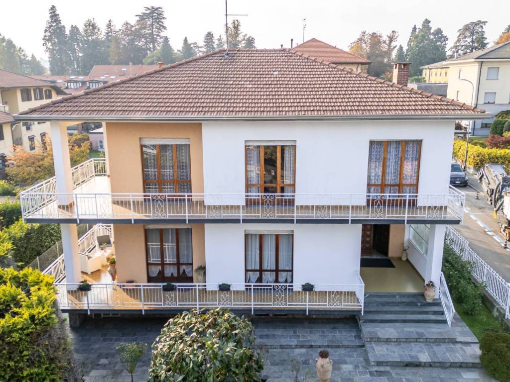 Villa a Olgiate comasco in Via Antelami, 1 - Foto 2