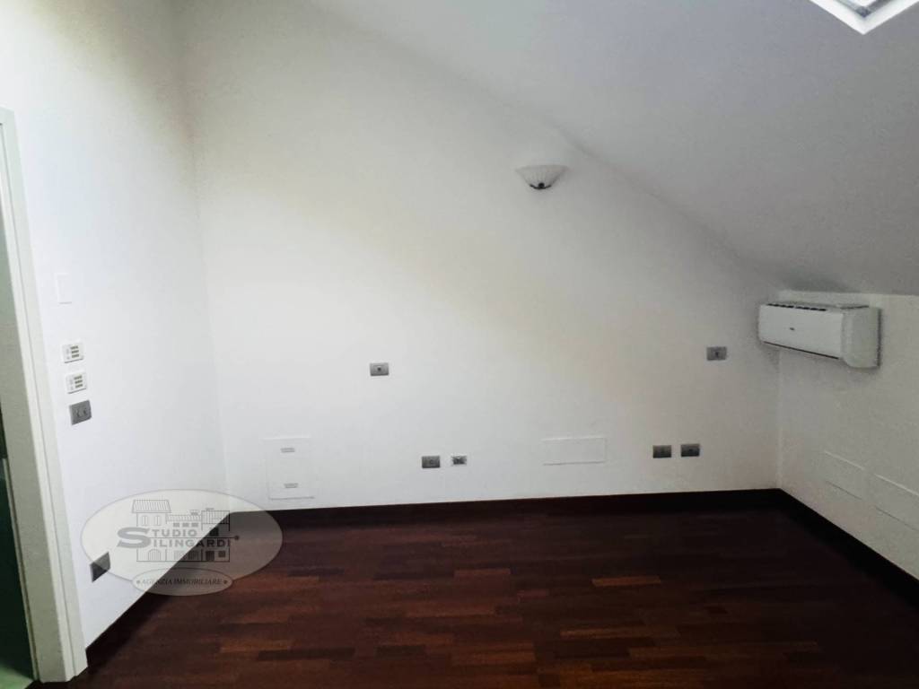 Loft / open space a Modena in strada Martiniana - Foto 5
