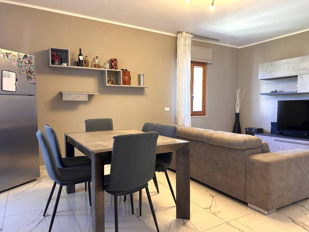 Appartamento a Martinsicuro in Via Fabio Filzi, 55 - Foto 2